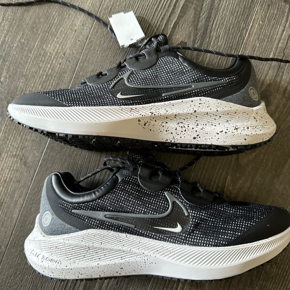 Nike Air Zoom Winflo Shield Black Ironed Gray - Picture 7 of 10